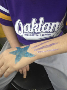 Oaklandsoftball_glitterstar